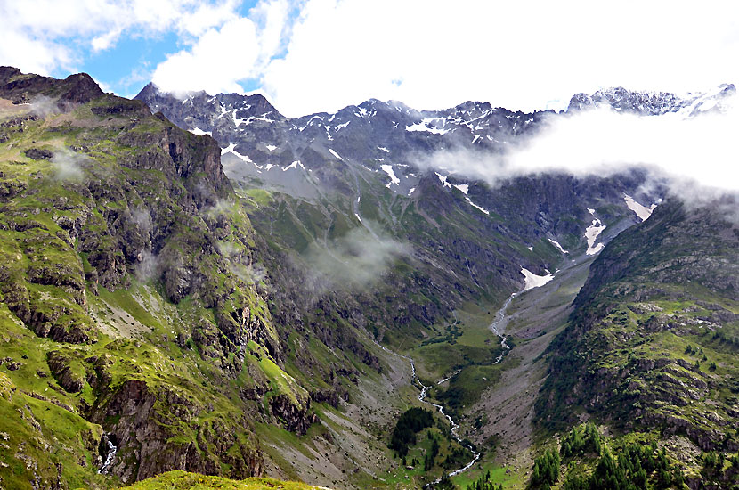 Le vallon et le Mont Gioberney