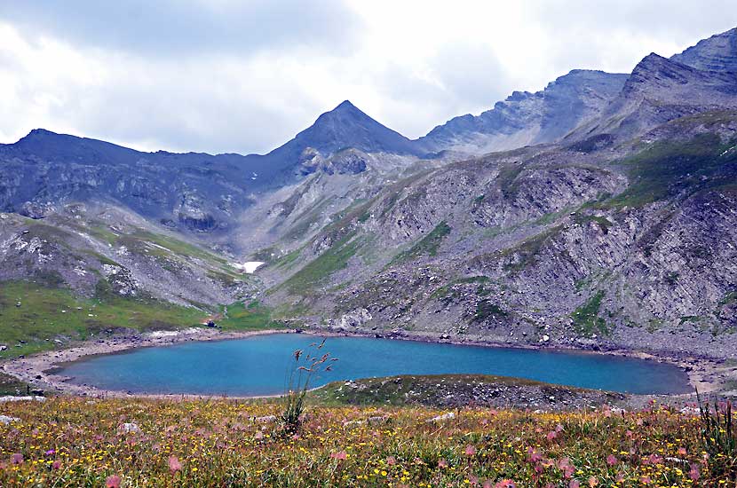 Lac de derri�re la croix