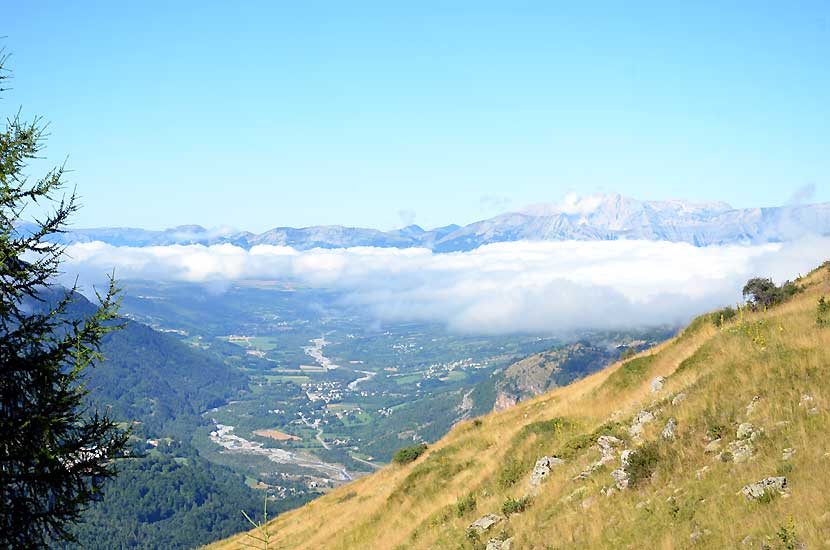 Le champsaur sour les nuages