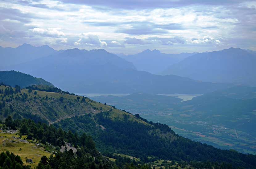 Le lac de Serre Ponon depuis la croix