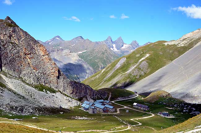 Camp des Rochilles et Aiguilles d'Arves