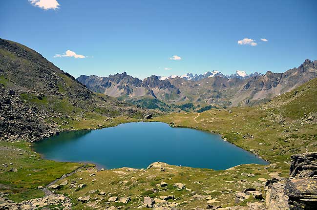 Le lac du Serpent et le massif des Ecrins