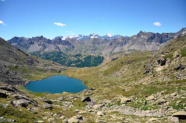 Le lac du Serpent et le massif des Ecrins