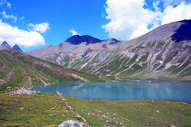 Lac du Golon et les Aiguilles d'Arves