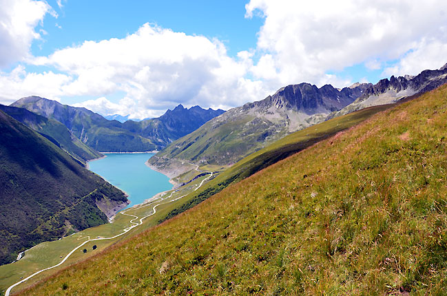 Le lac de Grand Maison depuis le Carrelet