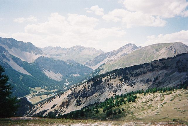 Le col de l'izoard depuis le col du Tronchet