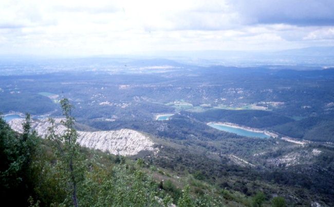 Vue sur la plaine de la Durance et le Luberon