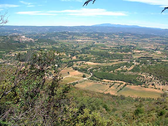 Lacoste et le Ventoux