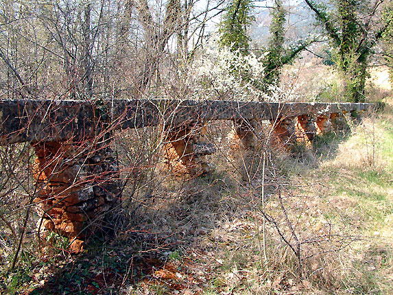 Aqueduc du Couloubrier