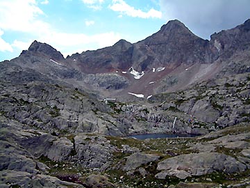 lac infrieur et refuge d'Arrmoulit