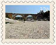 Le pont à Collias