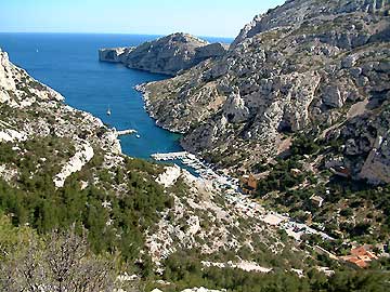 La calanque de Morgiou et son port