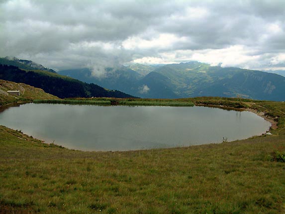 Le lac de l'Arpettaz