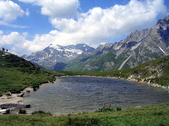 Le lac de chalet-clou