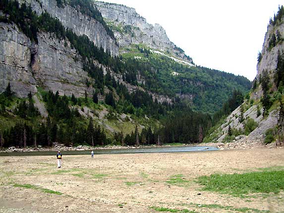 Le lac, condamn  disparatre