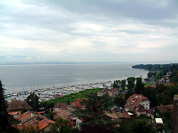 Le port de Thonon les Bains sur le lac Lman