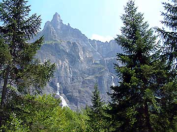 Le tenneverge, les cascades de la mridienne et de la fontaine de l'or