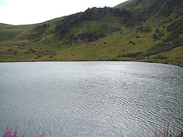 Le lac, calme et serein