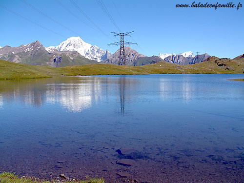 Lac Longet et le massif du Mont Blanc
