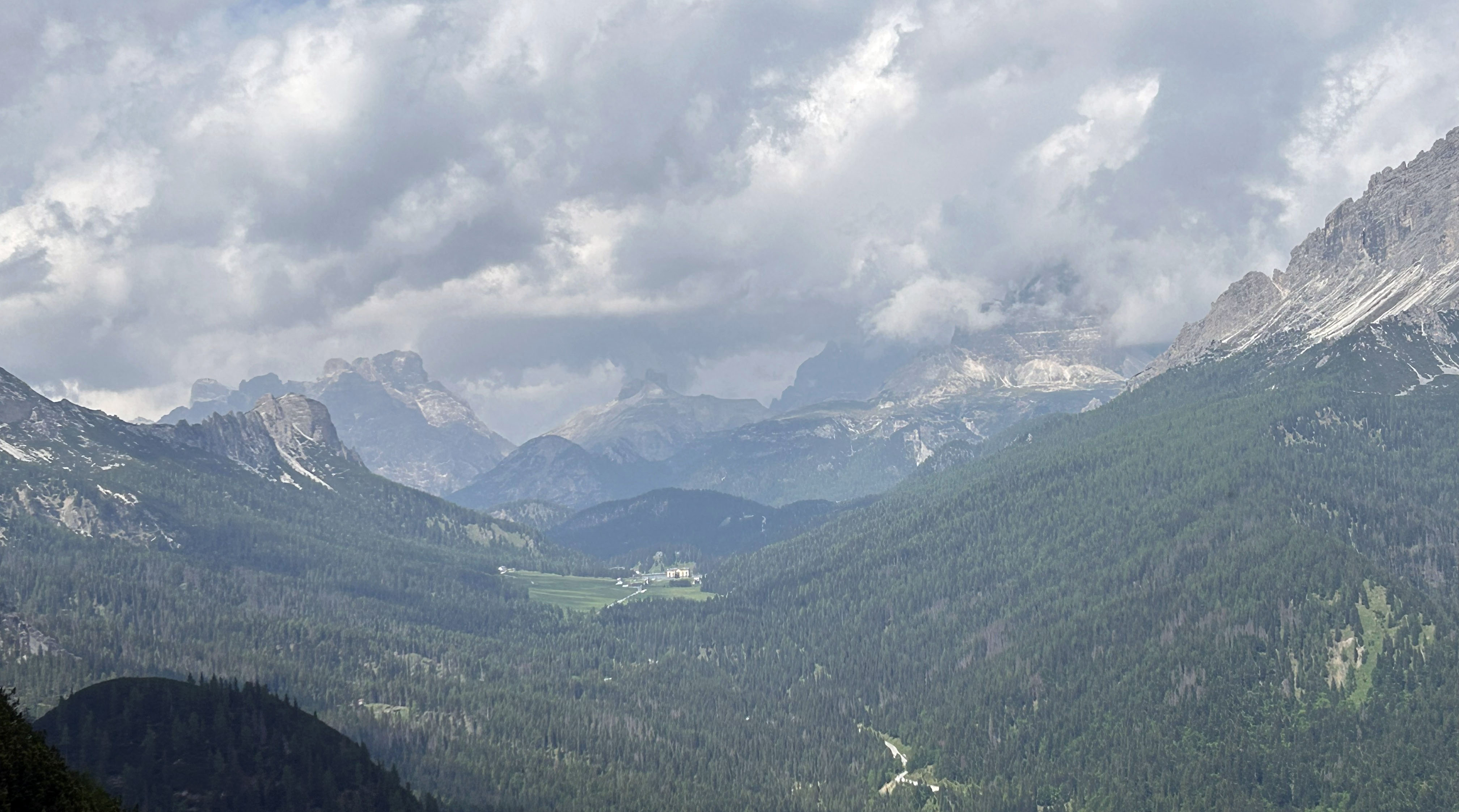 Panorama vers le lac de Misurina | Dolomites 2025 | Balades en Famille