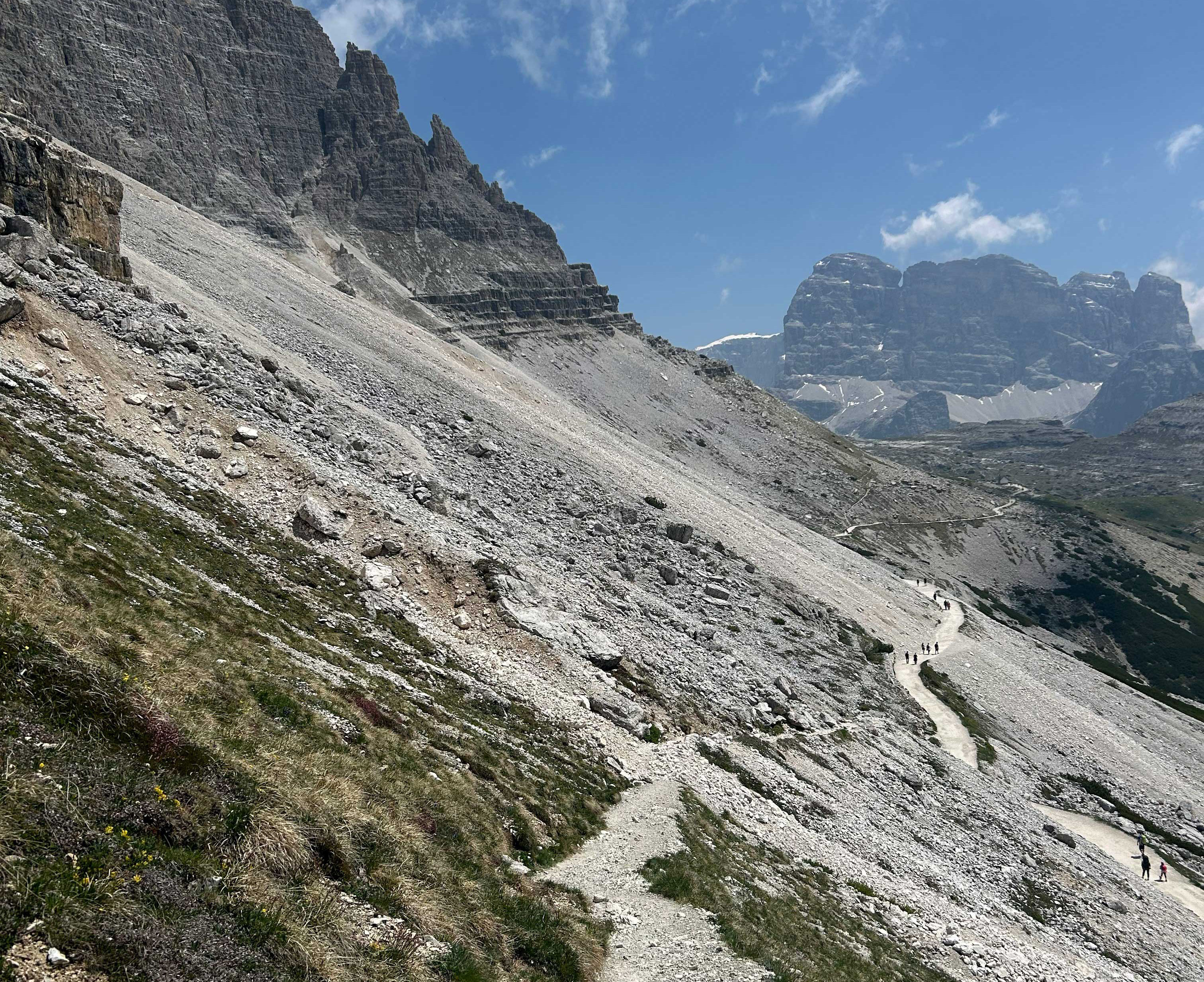 Sentier vers le col de Lavaredo – Tre Cime di Lavaredo