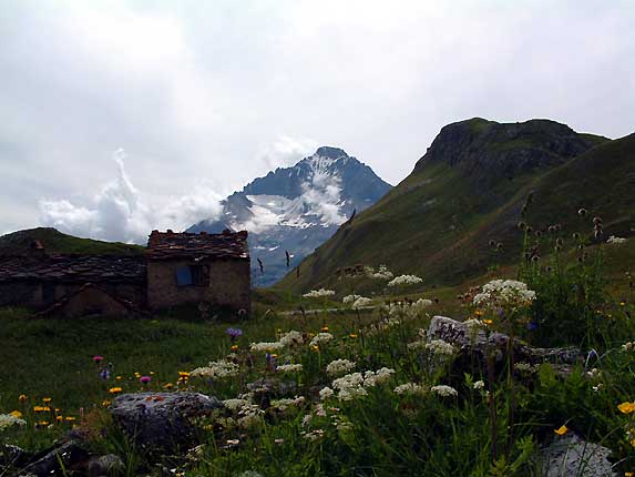 La Dent Parrache (3697 m) et le glacier de Belle Place